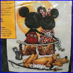 Art of Disney Mickey Mouse Minnie Pluto Puppy Love Cross Stitch Kit Walt OPENED