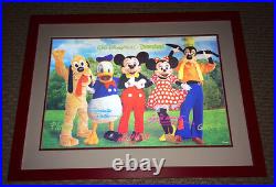 Disneyland Walt Disney World Framed Mickey & Minnie Mouse Plutto Donald Goofy