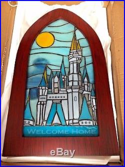 MINT Disney DVC Member Cruise Exclusive Cinderella Castle Stained Glass Frame