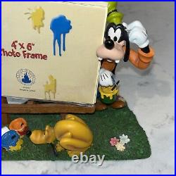 New Walt Disney World Picture Frame Ultra Rare 3D Mickey And Friends Never Used